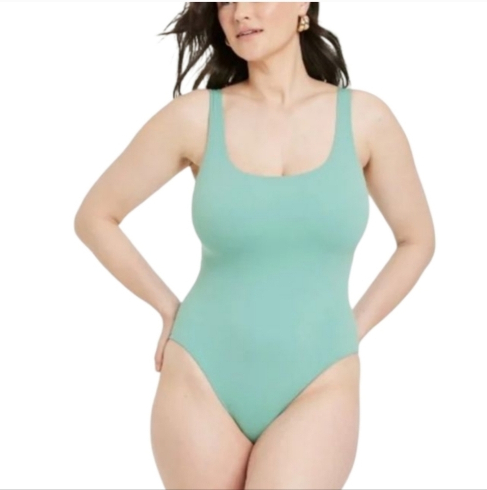 Women's Luxury Collection 4-Way Stretch Tank Bodysuit - Auden Tidal Flow M